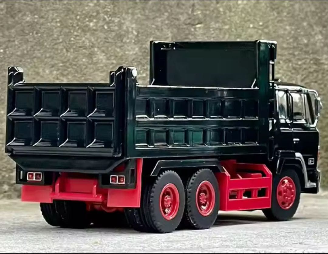 DBGT 1/64 日野 スーパードルフィン ダンプ トラック ブラック 箱破れ