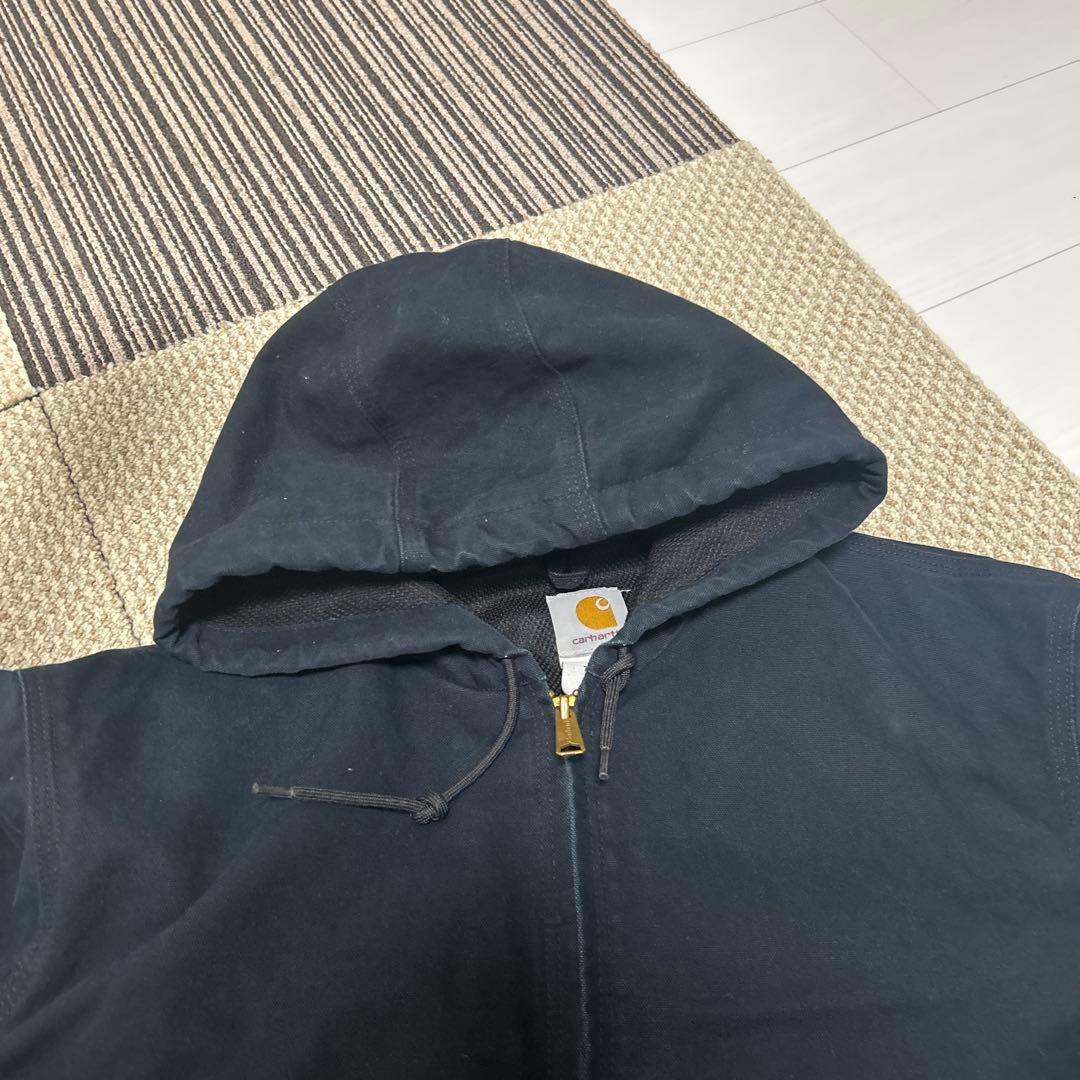 Carhartt ブラック アクティブジャケット