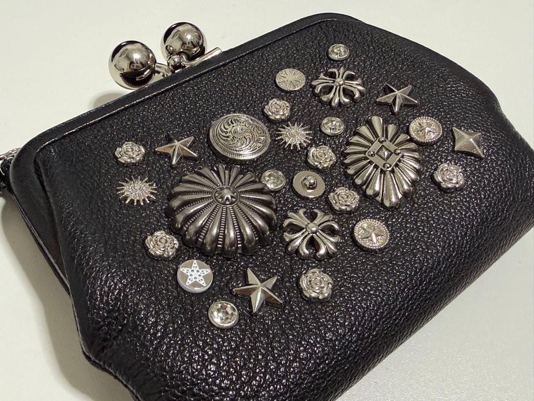 ペルケ perche マルチスタッズがま口二つ折りウォレット