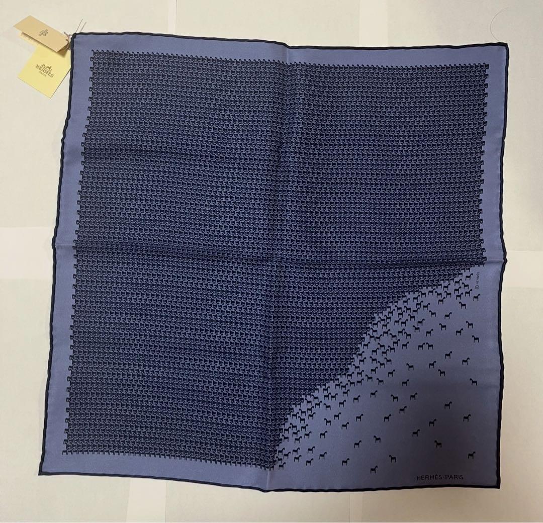 エルメスHERMES ネイビー タオル カレ・タオル 《ステアーズ》 H×H H×H