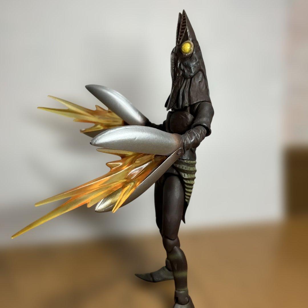 バルタン星人　バンダイ　ウルトラアクト