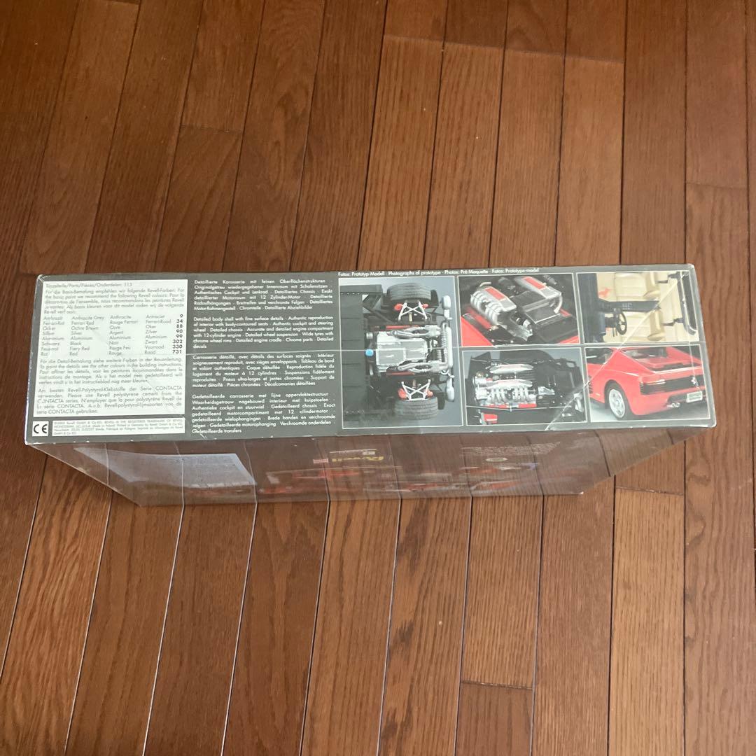 r*り様 Revell Ferrari Testarossa 1:12