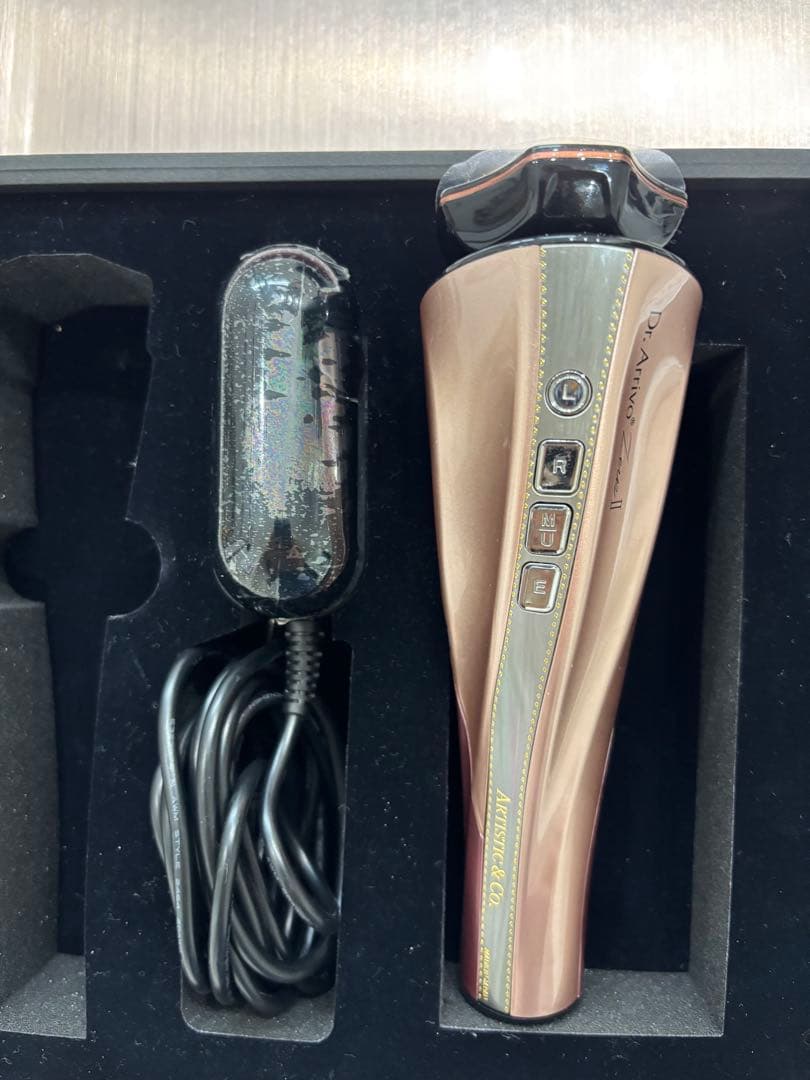 ドクターアリーヴォ ゼウスⅡ 美顔器 美品 美顔器 修理完了書付き