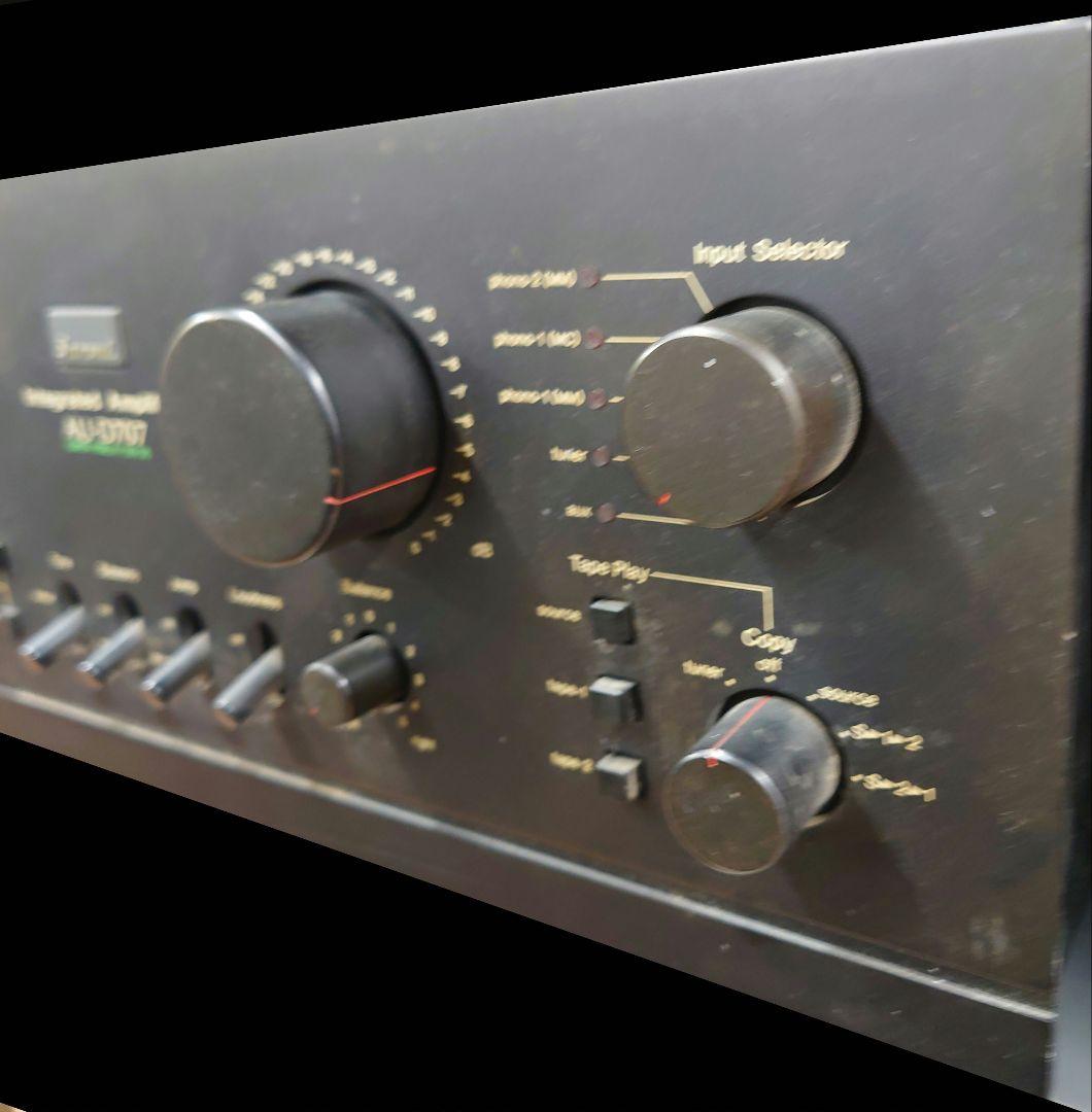□□【￥95,000・1979年】SANSUI AU-D707 プリメインアンプ