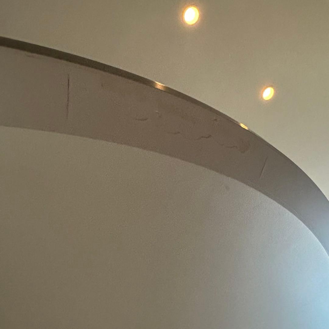 ア*イ様 Fritz Hansen ホワイト円形テーブル