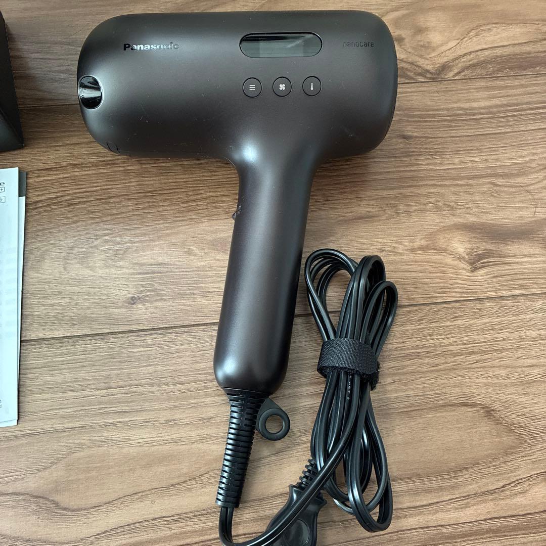 Panasonic ナノケア ドライヤー 24年製