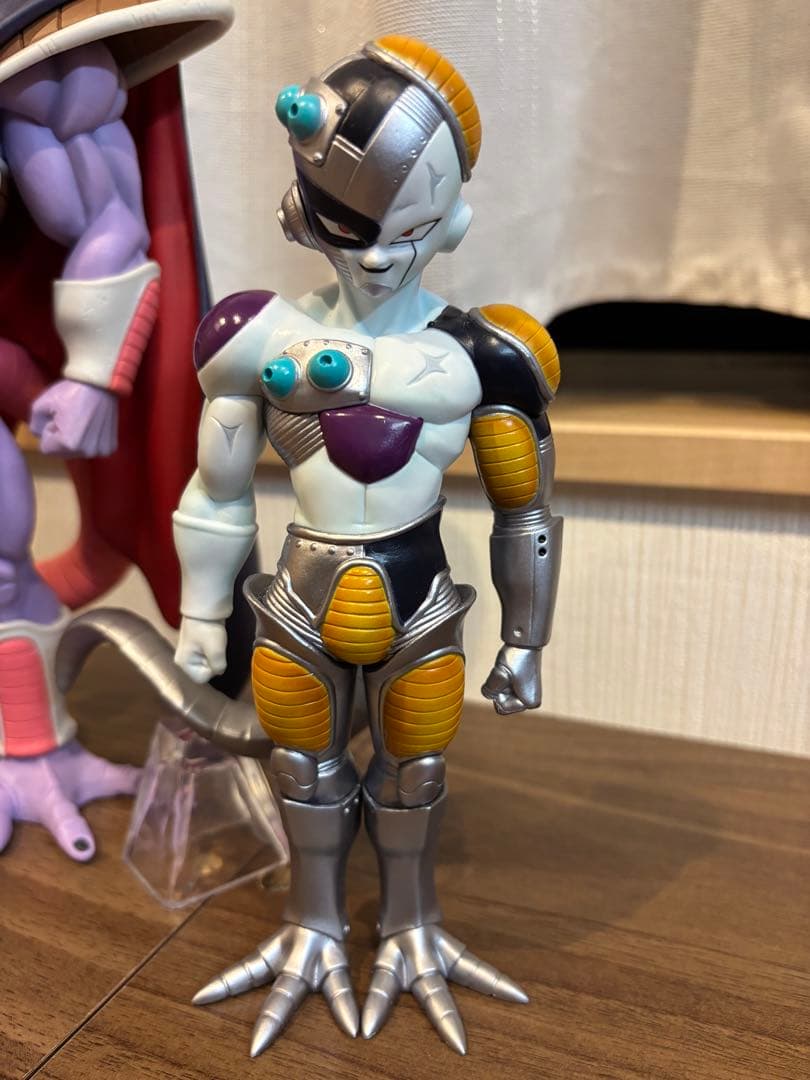 ドラゴンボールZ 一番くじフィギュア コルド大王 メカフリーザ