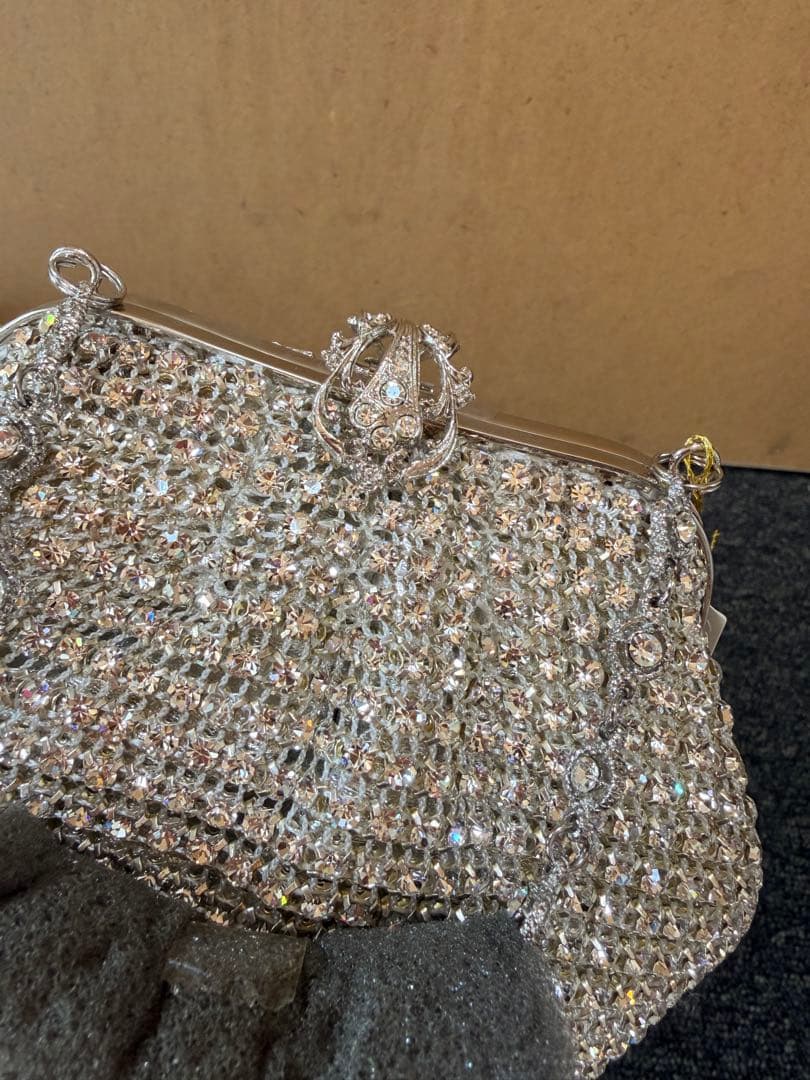 新品未使用 Symphonie 高級ラインストーン パーティーバッグ シルバー