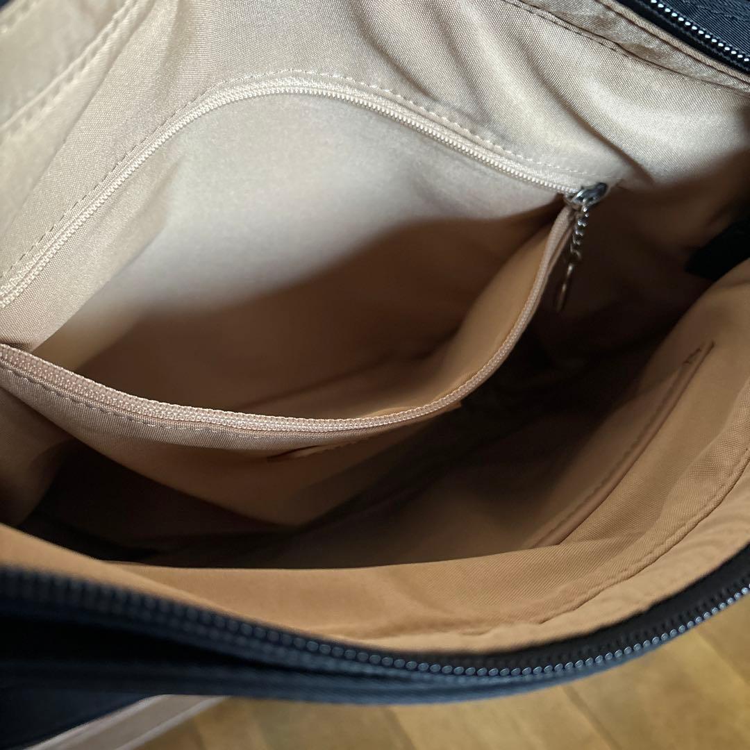 キタムラ ショルダーバッグ　黒　新品未使用