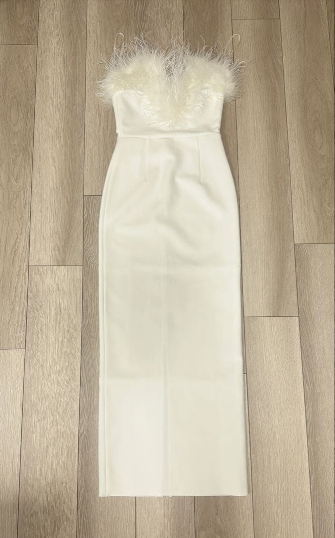 フェアリーバストバックスリットタイトドレス