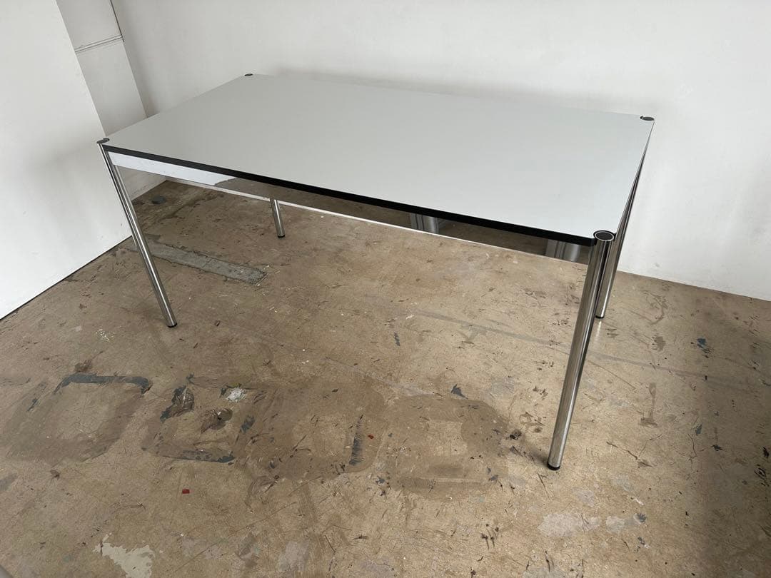 USM ハラーテーブル　1500×750 h750