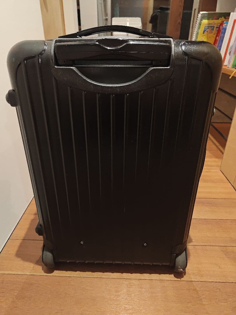 RIMOWA サルサ 黒 32l 33 35 機内持ち込みサイズリモワ