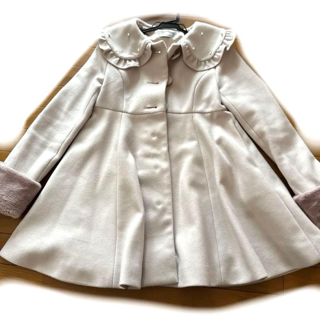 pium ピウム ビジューカラードーリーフレアコート ピンク