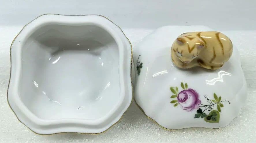 美品 ヘレンド HEREND タマゴボックス ウィーンの薔薇 猫