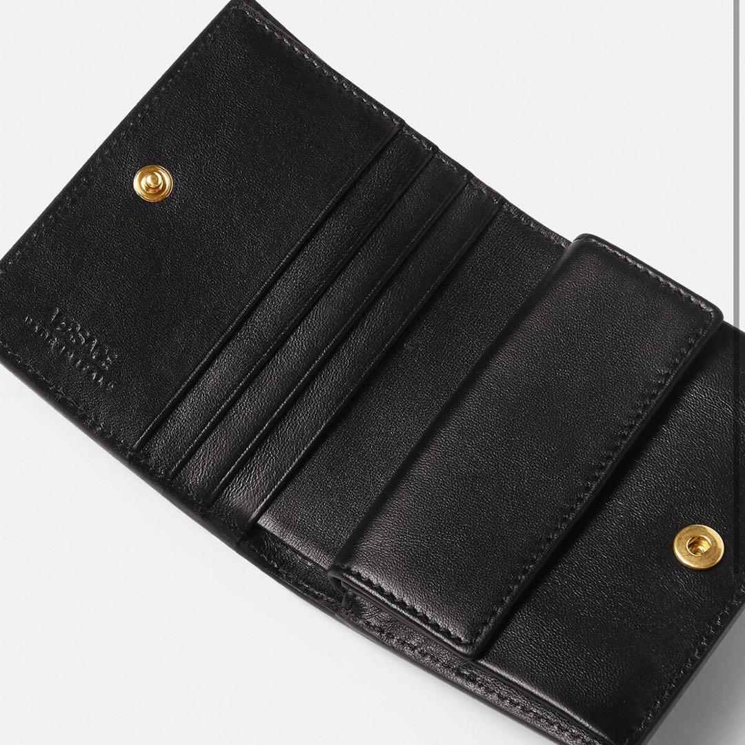 完売品　ヴェルサーチ　グレカ　ゴッデス　パープルカラー極美品✨付属品あり。