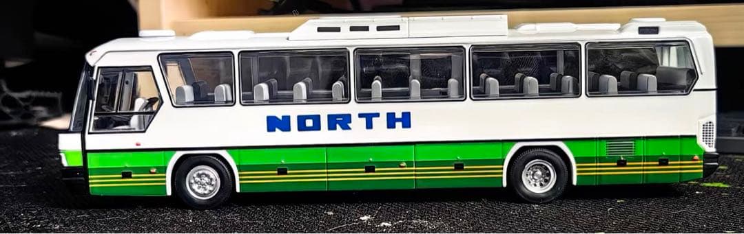 2台セットミニカー　1/64 ハイウェイバス　観光バス