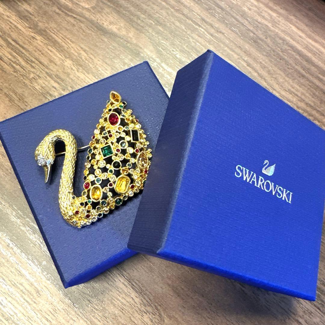 スワロフスキー 100周年記念 スワンブローチ - メルカリ