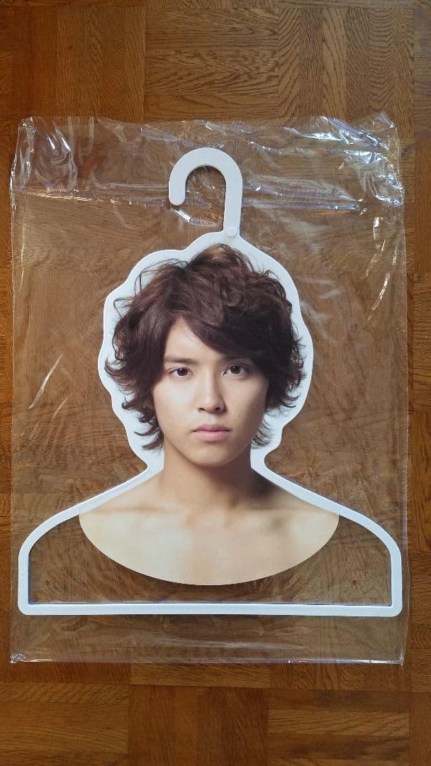 【お値下げ】NEWS　ハンガー　RUSS-Kコラボ　非売品　6人セット