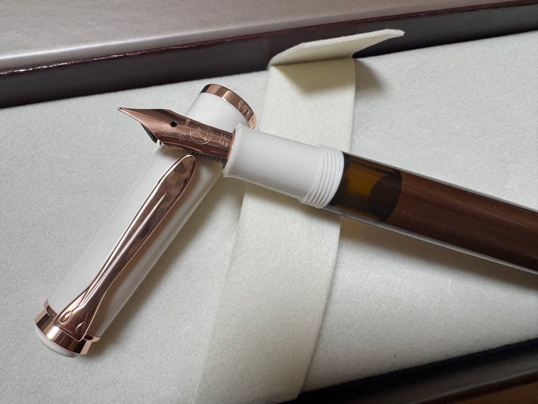 ペリカン 万年筆 クラシック M200コッパー ローズゴールド EF 極細字