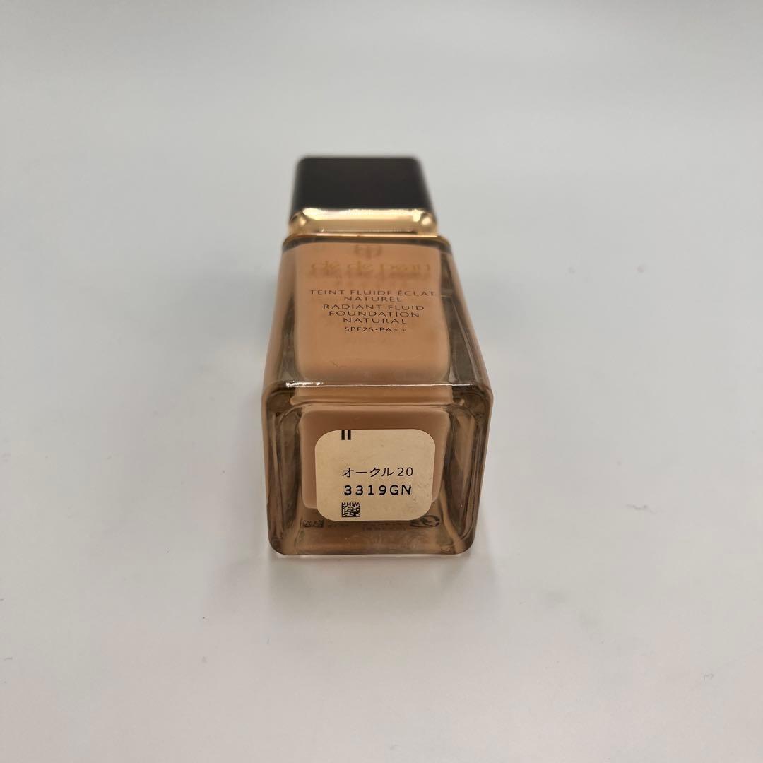 クレドポーボーテ　タンフリュイドエクラナチュラル　リキッドファンデ20