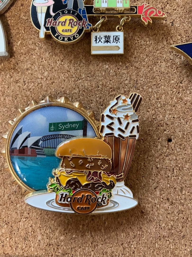 ハードロックカフェピンバッジ