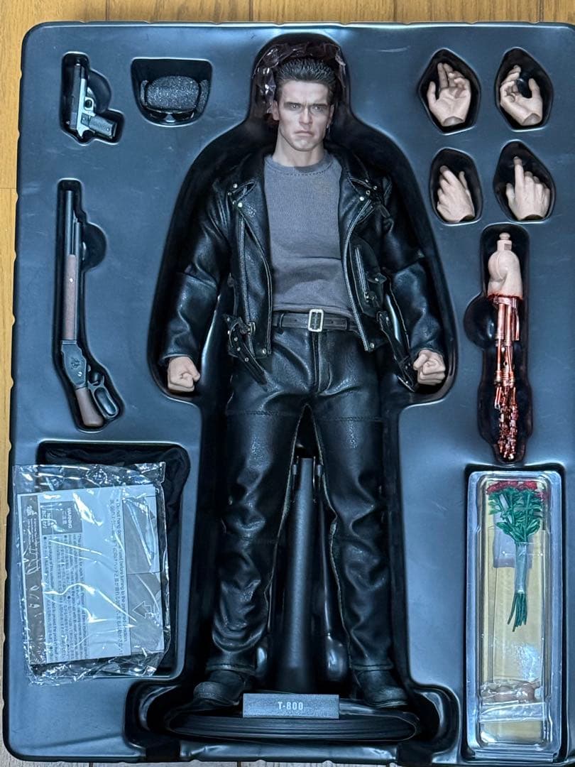 ターミネーター２T-800 フィギュア ホットトイズ製