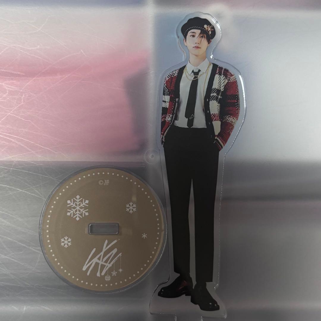 straykidsハン アクスタ - メルカリ