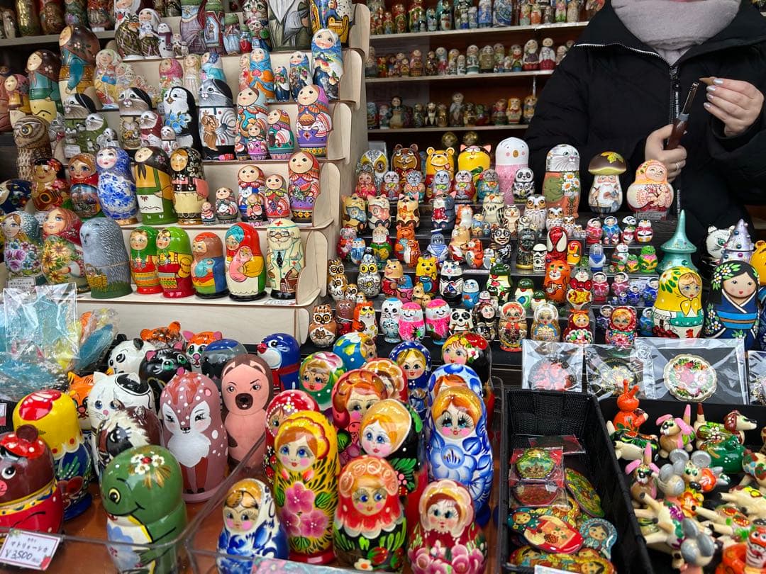 スヴェトラーナ ニコラエワ 木製マトリョーシカ 5個セット