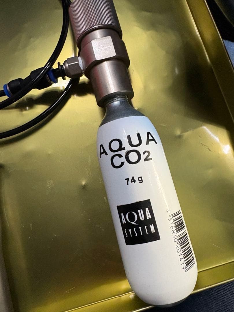 M870ブリーチャー用マガジンとレギュレータ水草co2仕様