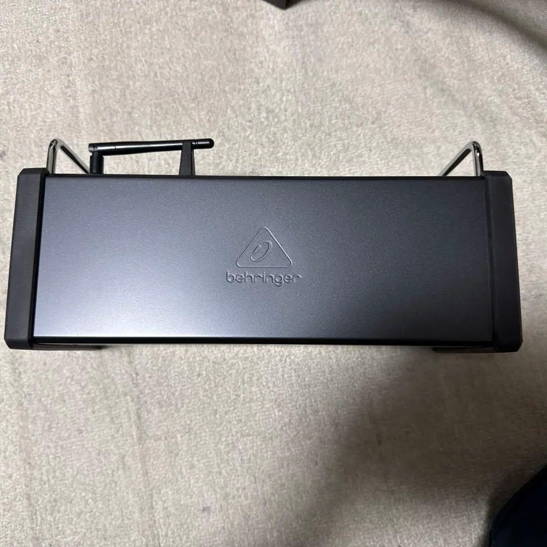 Behringer XR16 デジタルミキサー　専用ケース付