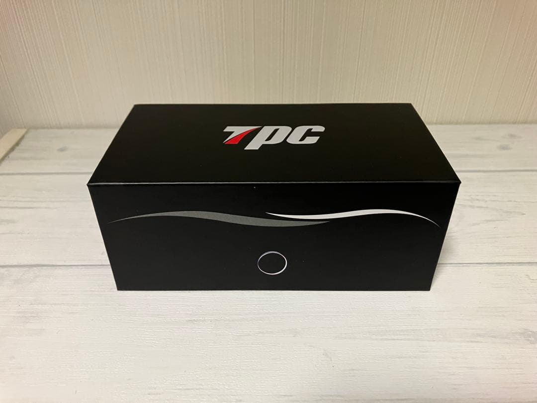 TPC 1/64 LBWK ランボルギーニ　アヴェンタドール　ロードスター