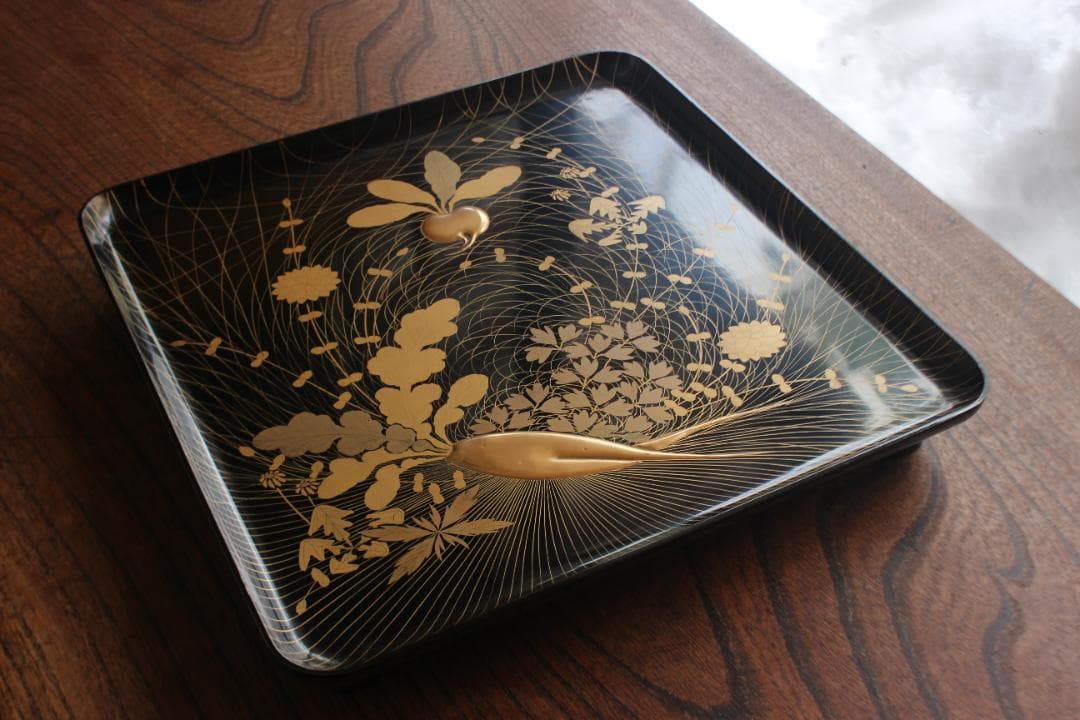 時代逸品！極上春の七草蒔絵の四方脚付膳（検輪島塗蒔絵お膳