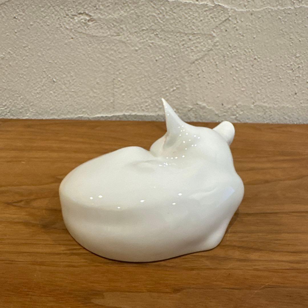 ロイヤルコペンハーゲン フィギュリン 白猫 眠り猫
