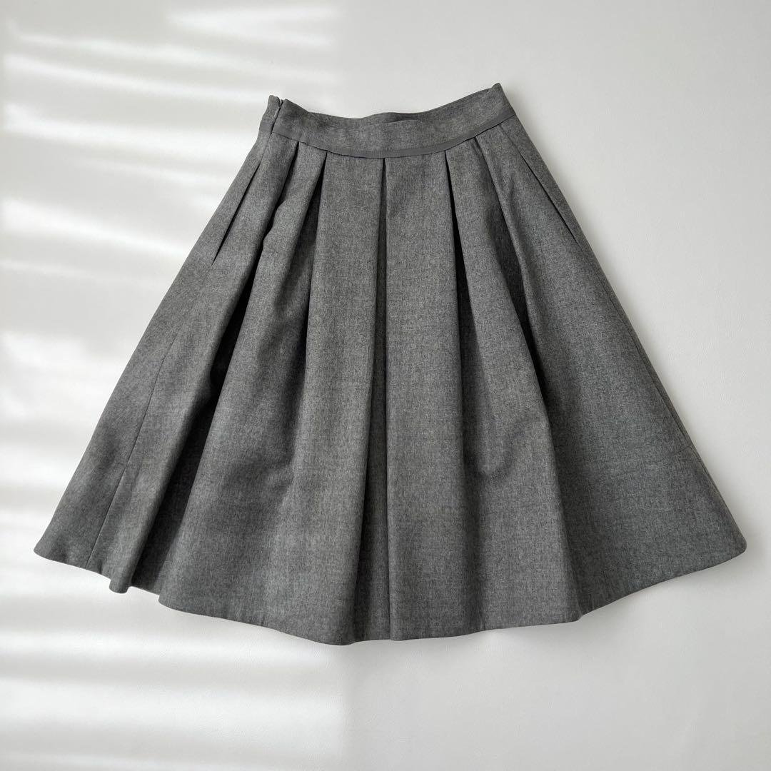 美品　Foxey フォクシー　ボックスプリーツスカート　ロゴプレート　38