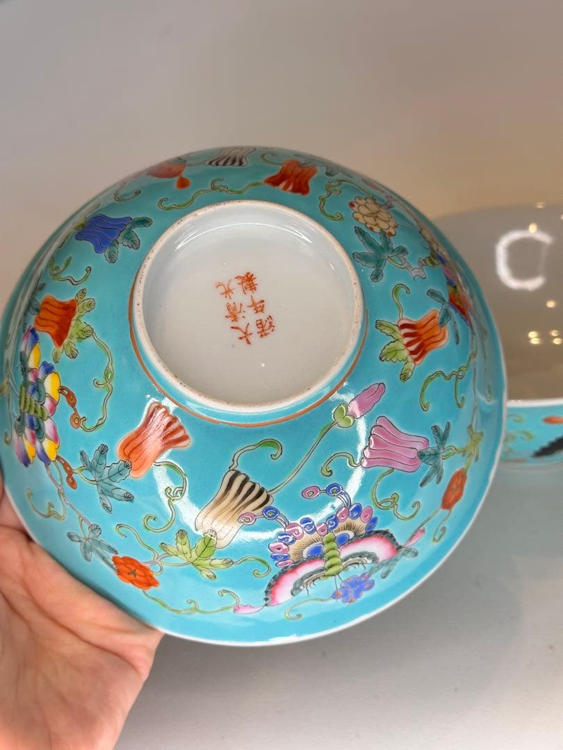 中国 清時代 大清光緒年製款 藍釉 蝶花文 彩絵 碗