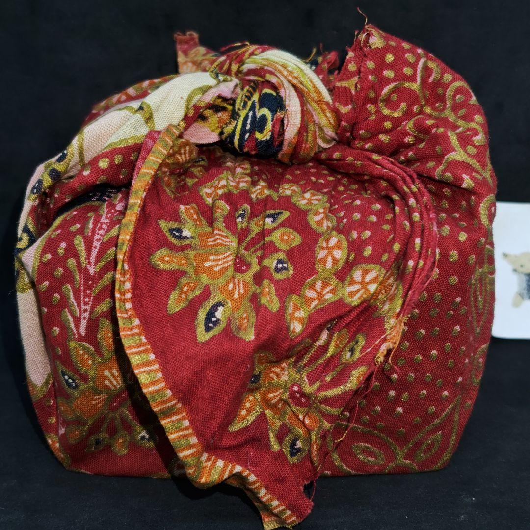 呉須赤絵(明末清初頃)、赤龍見込赤玉ぐい呑み(元箱、箱包