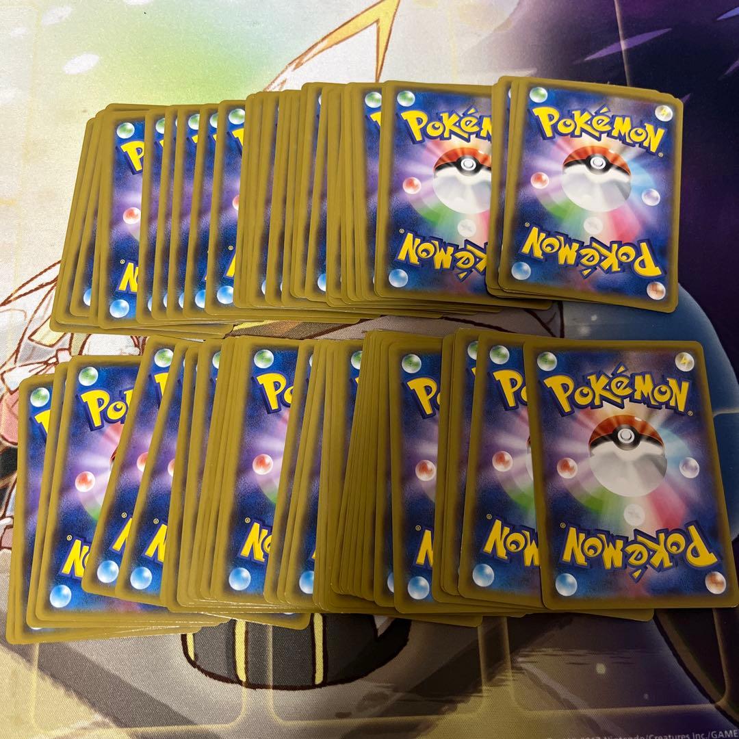 ピカチュウ ほっぺすりすり 74枚