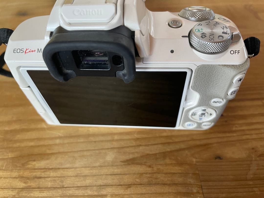 ジャンク品】Canon EOS M ミラーレスカメラセット
