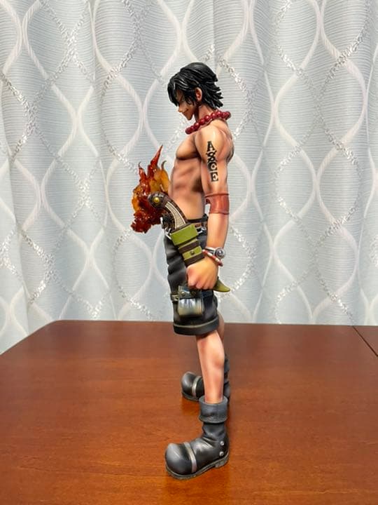 改造・リペイント　ワンピース　ポートガス・D・エース