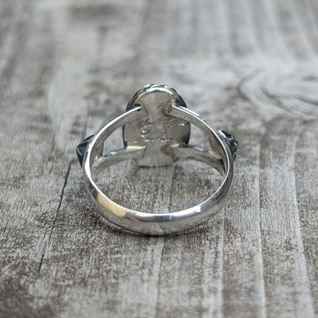 ハンドメイドのターコイズリング ビズビー インディアンジュエリー風