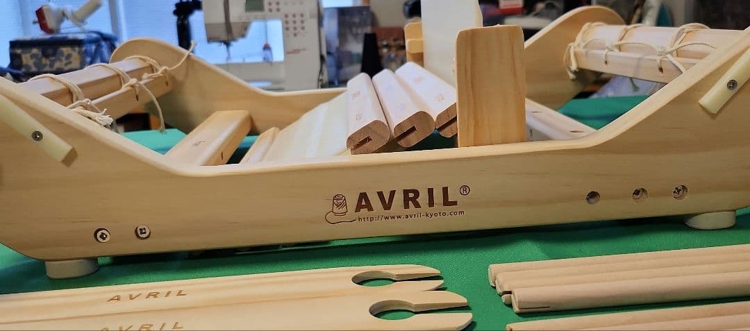 機織り道具　アヴリル卓上織り機　Loom30　へドル4種類付き　必読説明文