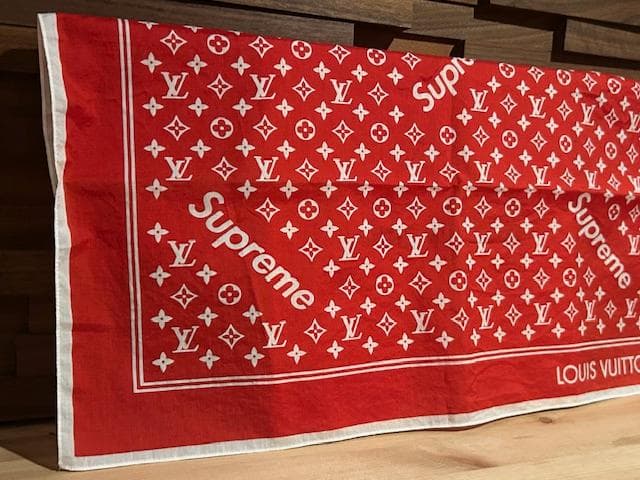 ♪送料無料★Louis Vuitton x Supreme★バンダナ★正規品♪