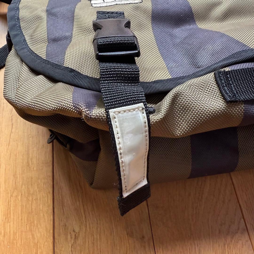 超希少　廃盤　ジブリ美術館限定　紅の豚　メンセンジャーバッグ　L マンマユート団