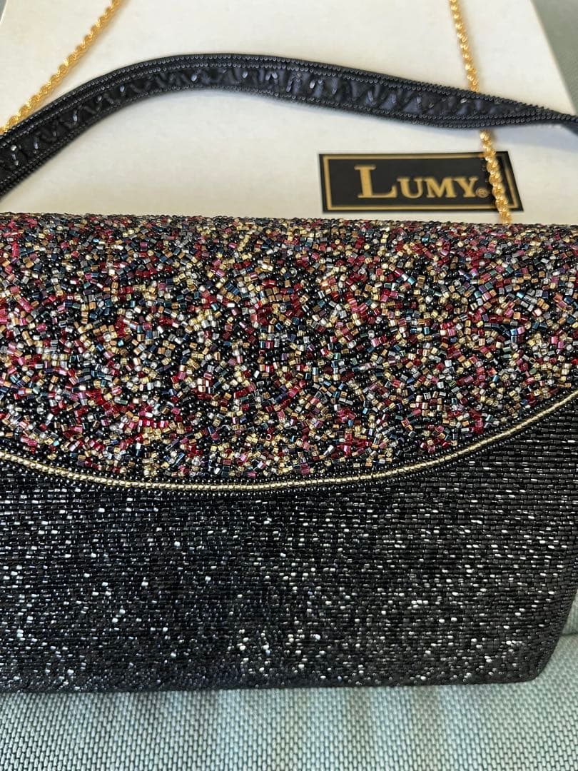 LUMY皇室御用達ブランドパーティバッグ　ブラック