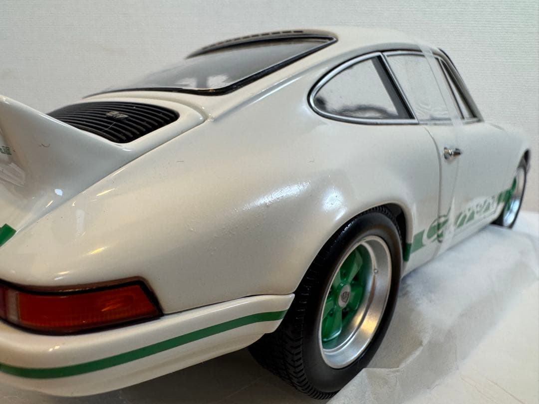 【MINICHAMPS】Porsche 911 Carrera RS 2.7