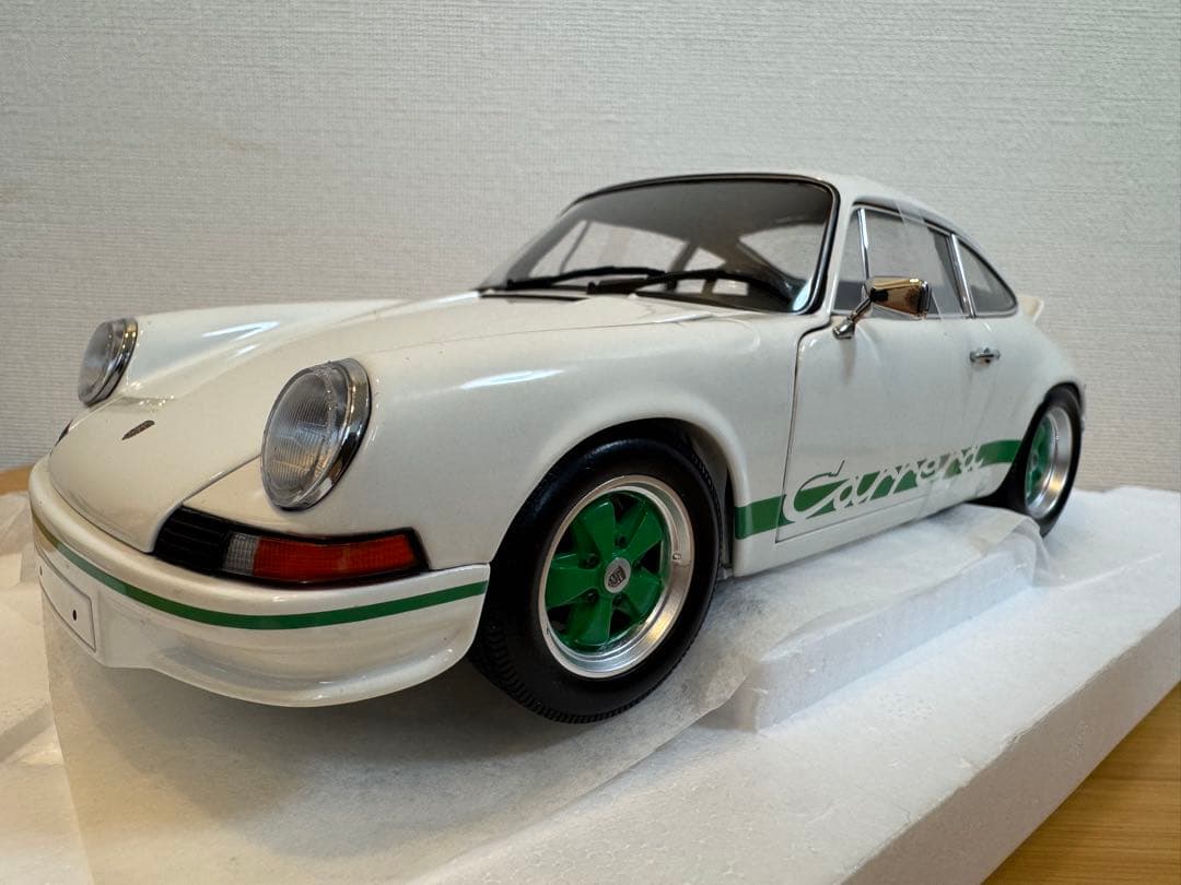 【MINICHAMPS】Porsche 911 Carrera RS 2.7