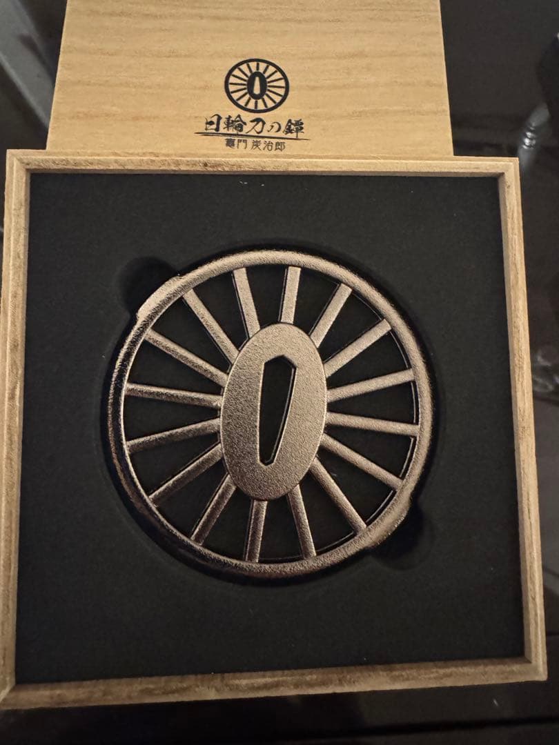 鍔(つば) 八角形デザイン 紫金色