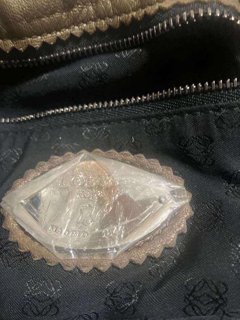 ロエベアナグラム ショルダーバッグ ナッパレザー