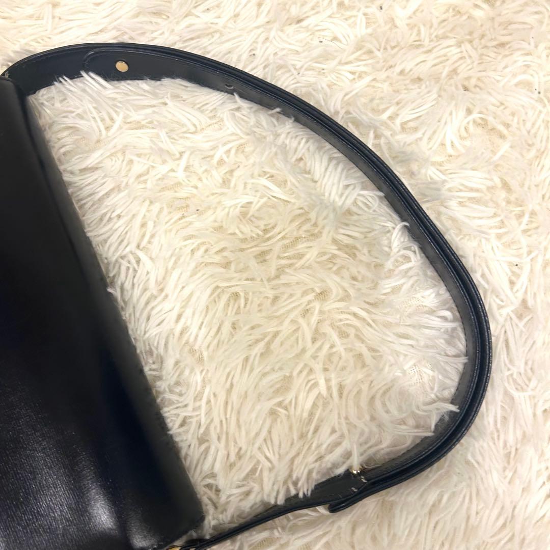 CELINE セリーヌ ショルダーバッグ ホースビット 馬車金具 ブラック