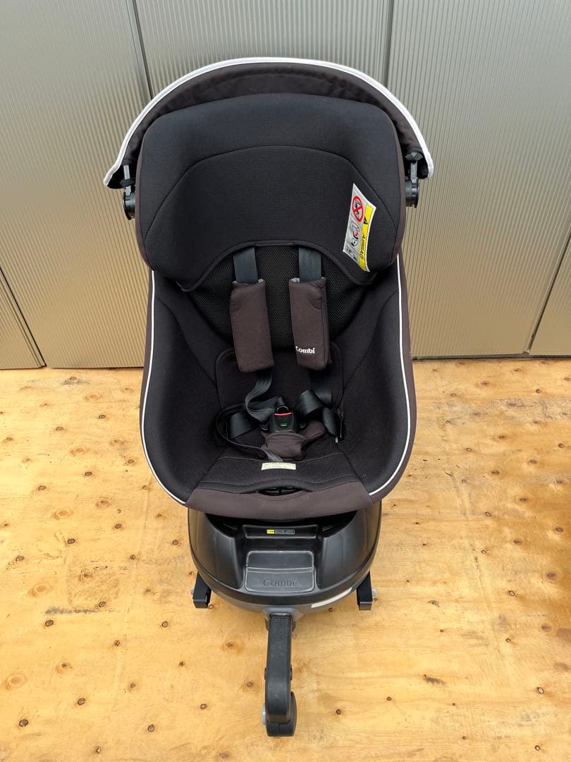 【美品】Combi コンビ CG-UIG クルムーブ　スマートISOFIX対応